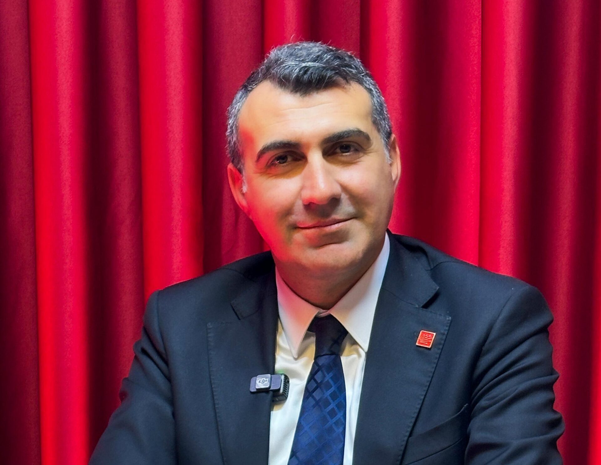 Anıl Tanburoğlu: “1 Mayıs, Yoksulluğa, Adaletsizliğe ve Emek Sömürüsüne Karşı Mücadele Günüdür”