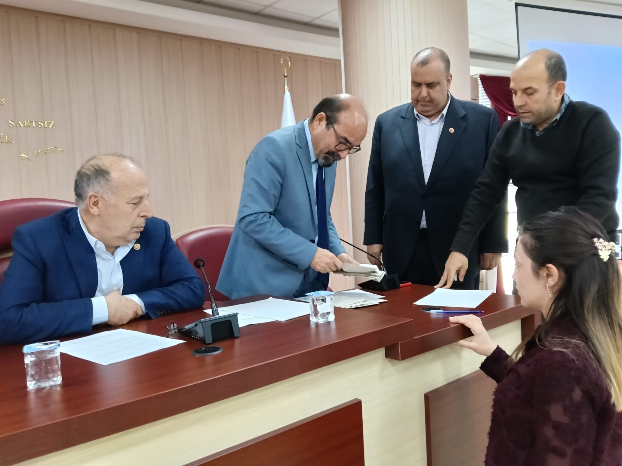 Yüreğir Meclisi Cumhur İttifakı’na Teslim