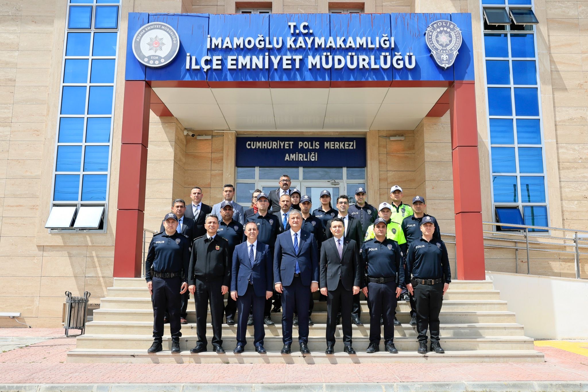 VALİ MUSTAFA YAVUZ İMAMOĞLU İLÇEMİZDE YÜRÜTÜLEN GÜVENLİK ÇALIŞMALARIYLA İLGİLİ BİLGİ ALDI