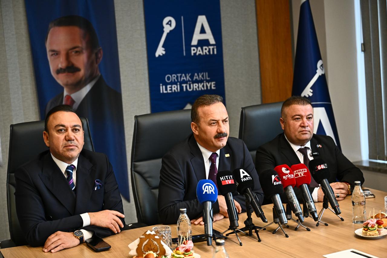 YAVUZ AĞIRALİOĞLU: ‘KURALA UYAN İYİ ADAM’A İHTİYACIMIZ VAR!