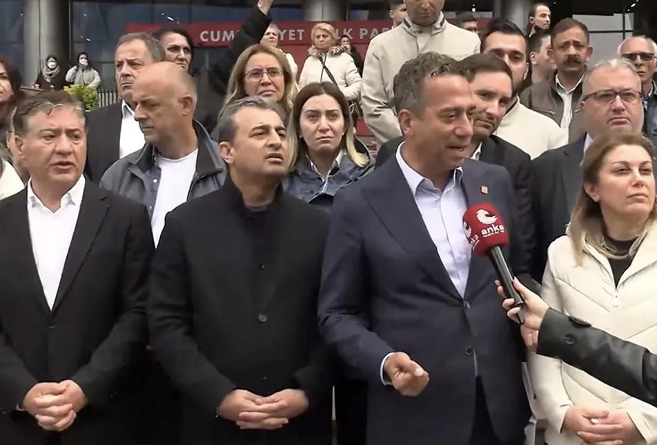 Kılıçdaroğlu, Partiden İhraçlarını İstedi