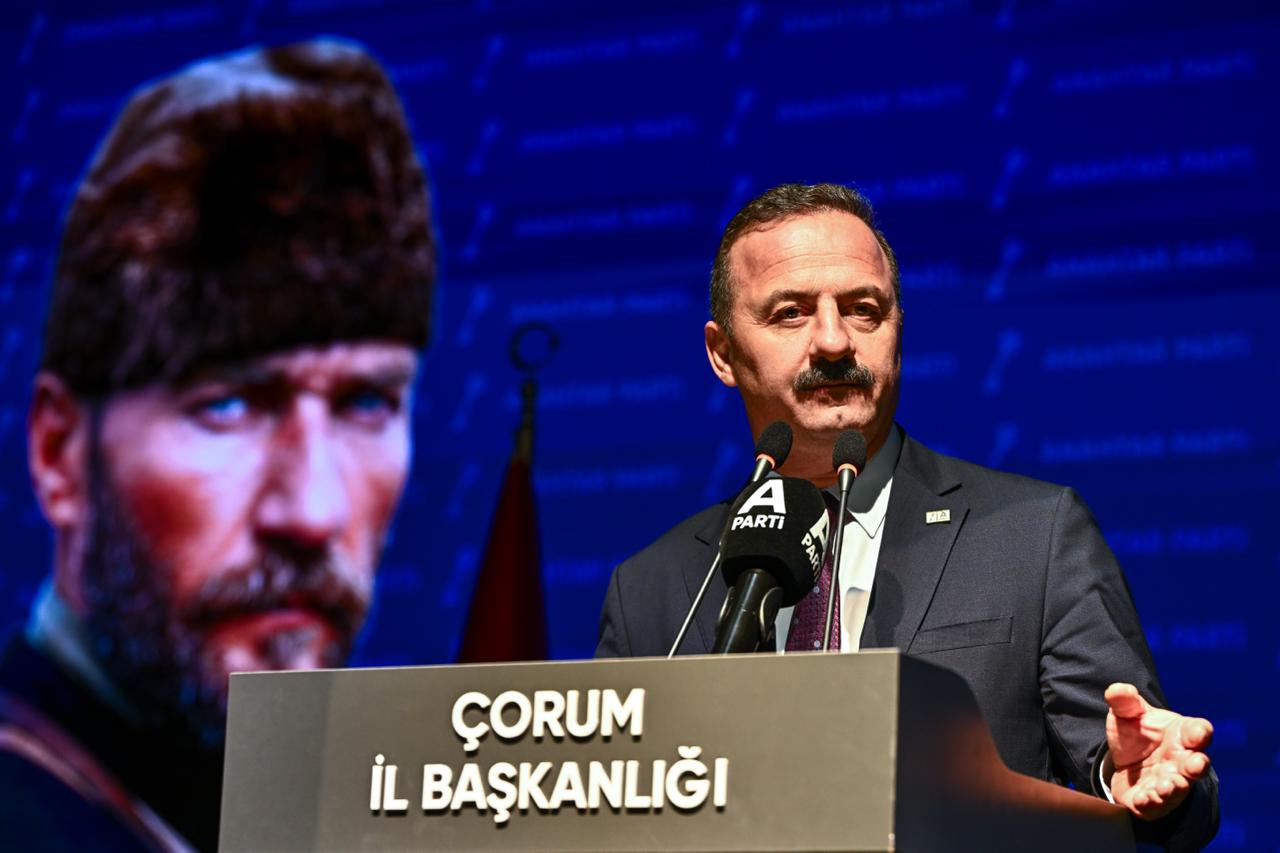 YAVUZ AĞIRALİOĞLU: SAYIN CUMHURBAŞKANI ASIM’IN NESLİ MESLEKSİZ VE UMUTSUZ!