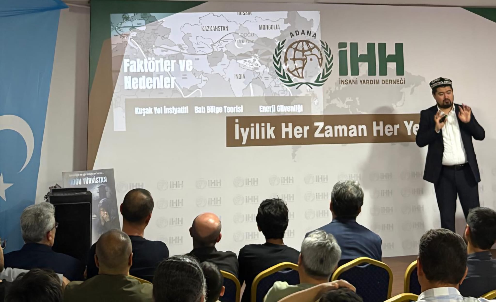 ​Adana’da ‘Doğu Türkistan Gerçeği’ Konuşuldu: “Bu Sessiz Çığlığa Kulak Verin”