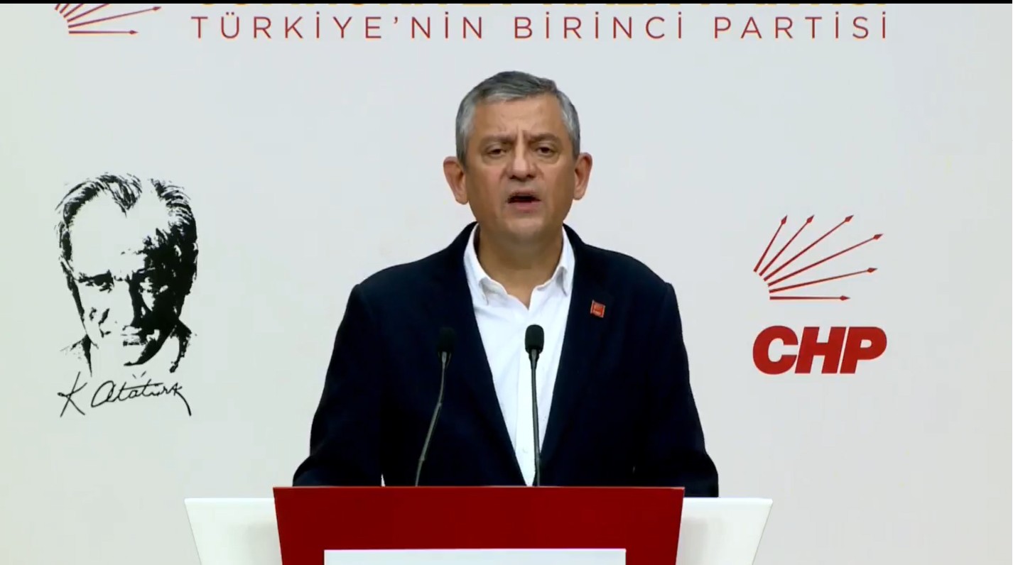 Özgür Özel’den İlk Hamle: Yargıtay ve YSK’ya Başvuru