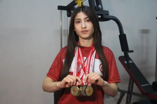 Gözünü Avrupa’daki Madalyalara Dikti