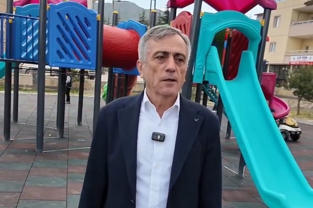 Başkan Ahmet Aktürk: “Tufanbeyli’ye Yeni Parklar Kazandıracağız”