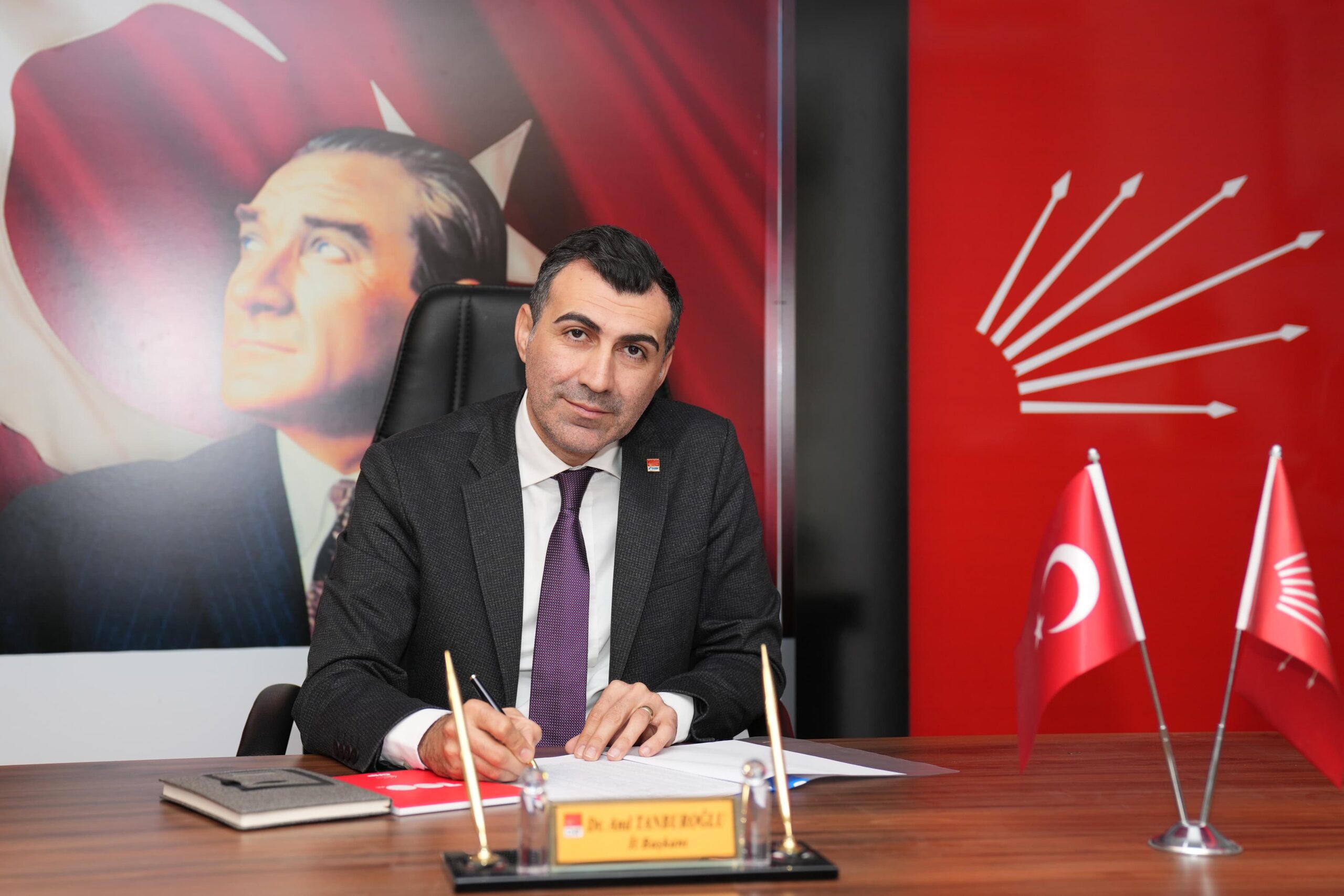 CHP Adana İl Başkanı Anıl Tanburoğlu’ndan 19 Mayıs Mesajı: Mustafa Kemal Atatürk’ün Yaktığı Bağımsızlık Meşalesi Sonsuza Dek Yanacak