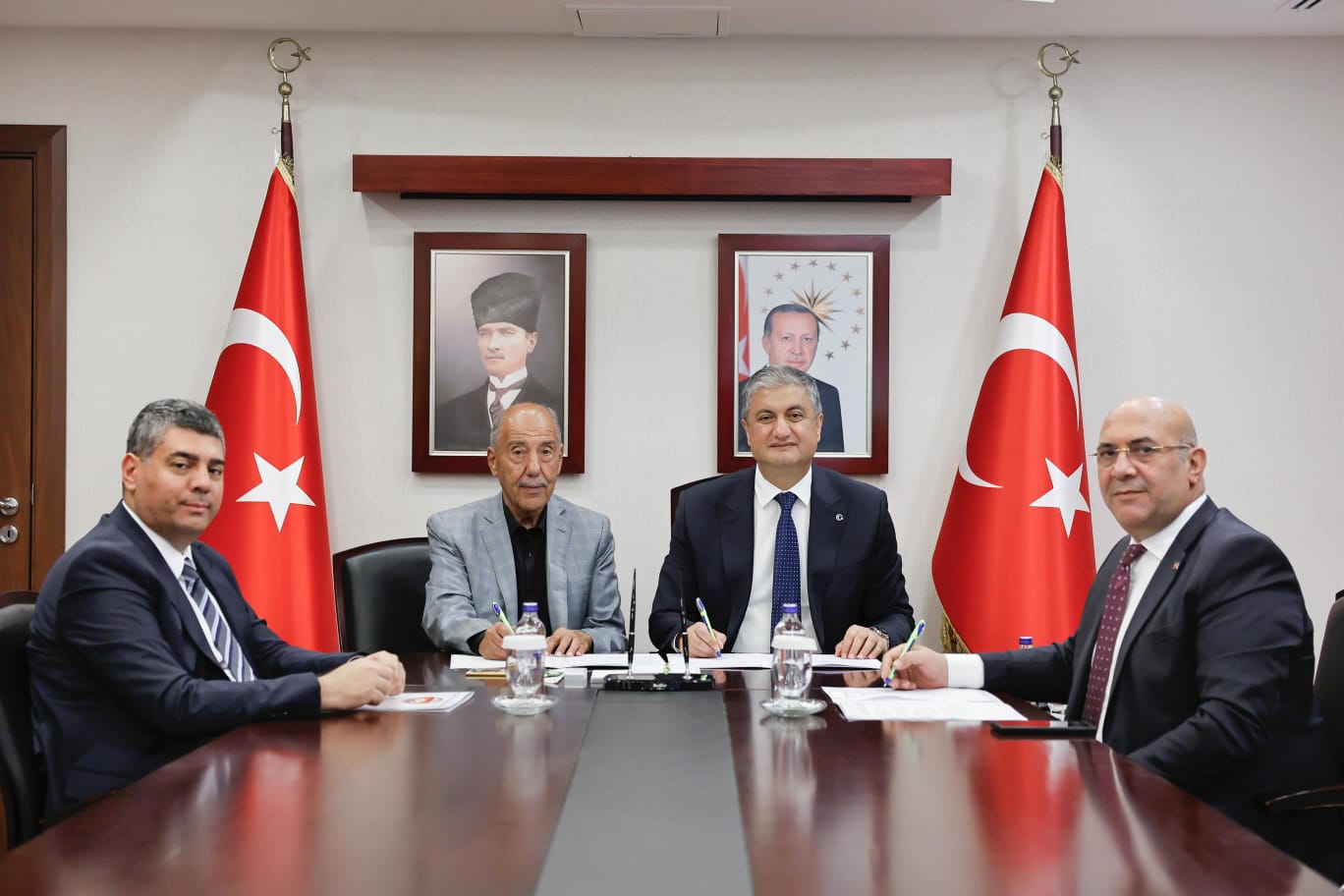 KARATAŞ’A YENİ BİR İLKOKUL KAZANDIRILIYOR