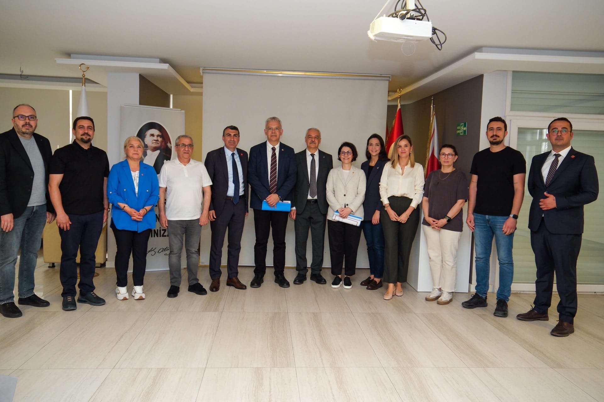 CHP CAO Sağlık Politikaları Kurul Başkanı Prof. Dr. Kayıhan Pala: “Kamucu ve Ücretsiz Bir Sağlık Sistemi Kuracağız”