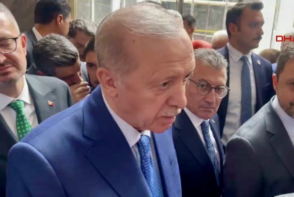 “Bir Tayyip Gider Bin Tayyip Gelir”