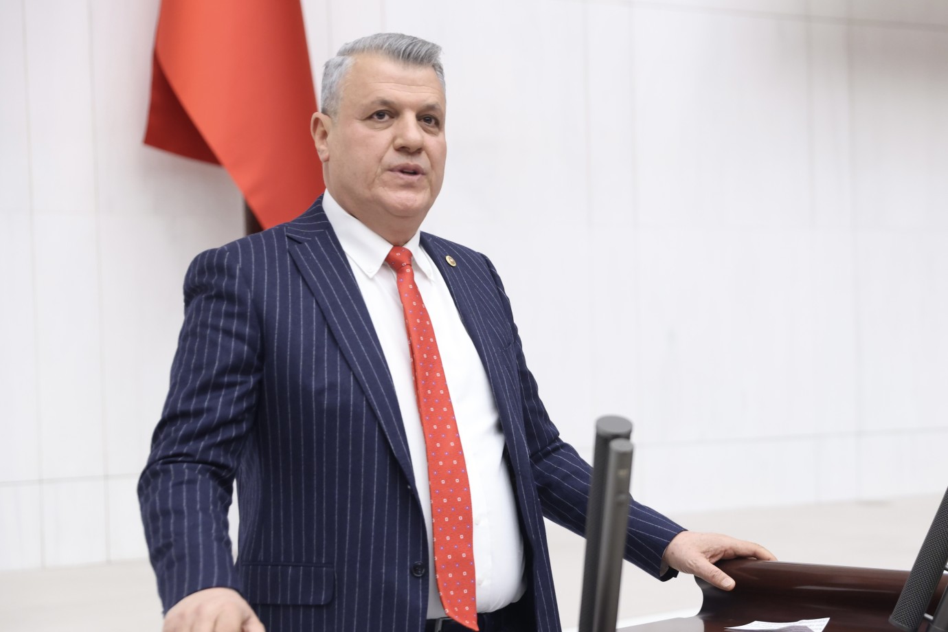 Barut: Eriyen Maaşları Güncellenmeli