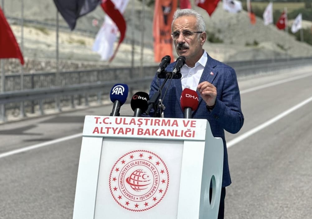 TAG Otoyolunun Önemini Vurguladı