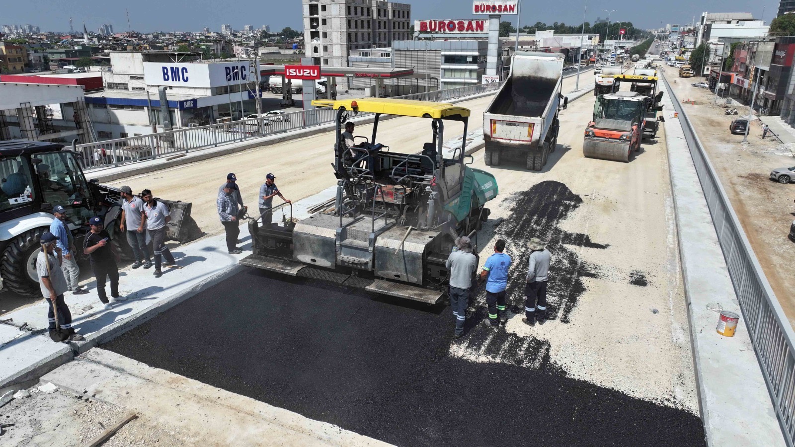 Büyükşehir çalışıyor, Adana’nın sorunları azılıyor