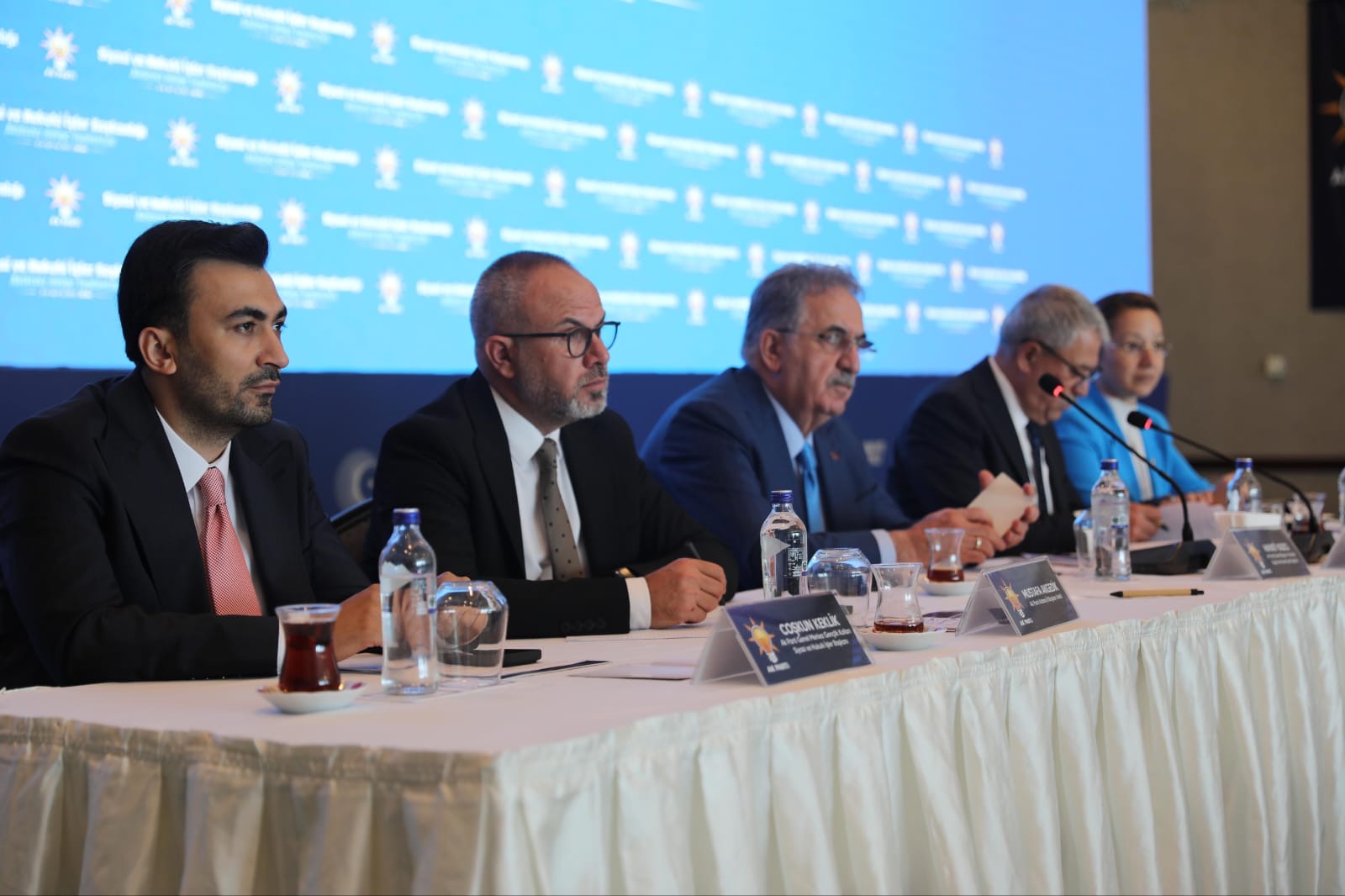 AK Parti Genel Merkez Siyasi ve Hukuki İşler Başkanlığı Akdeniz Bölge Toplantısı Adana’da gerçekleştirildi