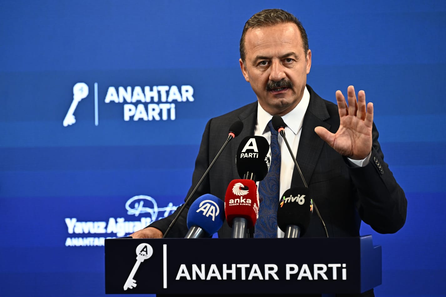 YAVUZ AĞIRALİOĞLU: AVRUPA PARLAMENTOSU RAPORUNU CİDDİYE ALMIYORUZ