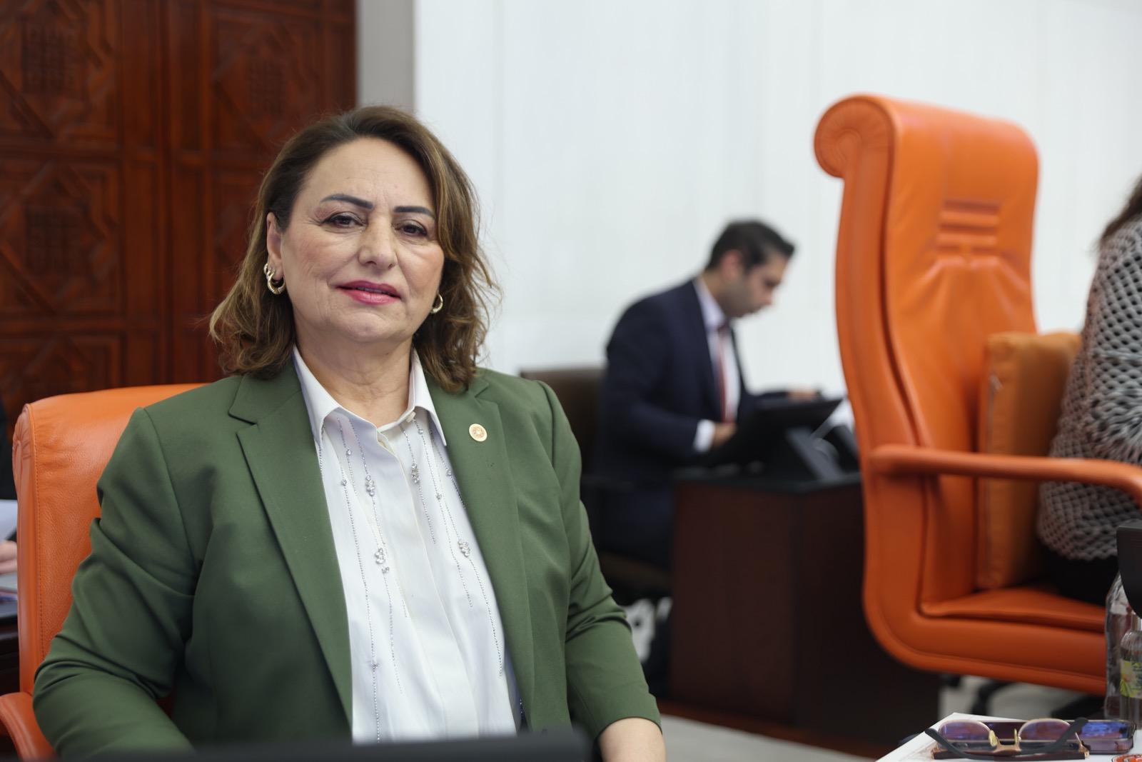 “Güvenceli iş ve adil yaşam öğretmenlerin en temel hakkıdır”