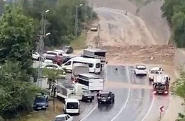 Kozan-Feke Yolu Ulaşıma Açıldı