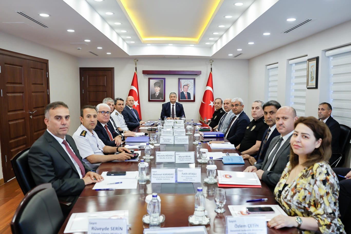 ADANA’DAKİ KAMU YATIRIMLARI VALİ MUSTAFA YAVUZ BAŞKANLIĞINDA DEĞERLENDİRİLDİ
