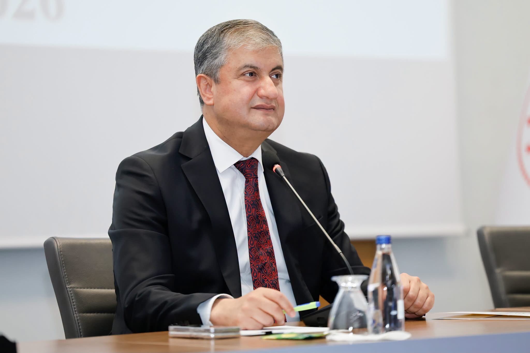 VALİ MUSTAFA YAVUZ YÜREĞİR’DE HİZMET VEREN MUHTARLARIMIZLA BİR ARAYA GELDİ