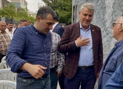 Tanburoğlu YENİ Parti İl Başkanı Gibi!