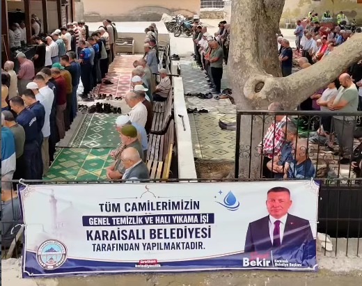 Karaisalı Belediyesi’nden Camilerde Temizlik Seferberliği