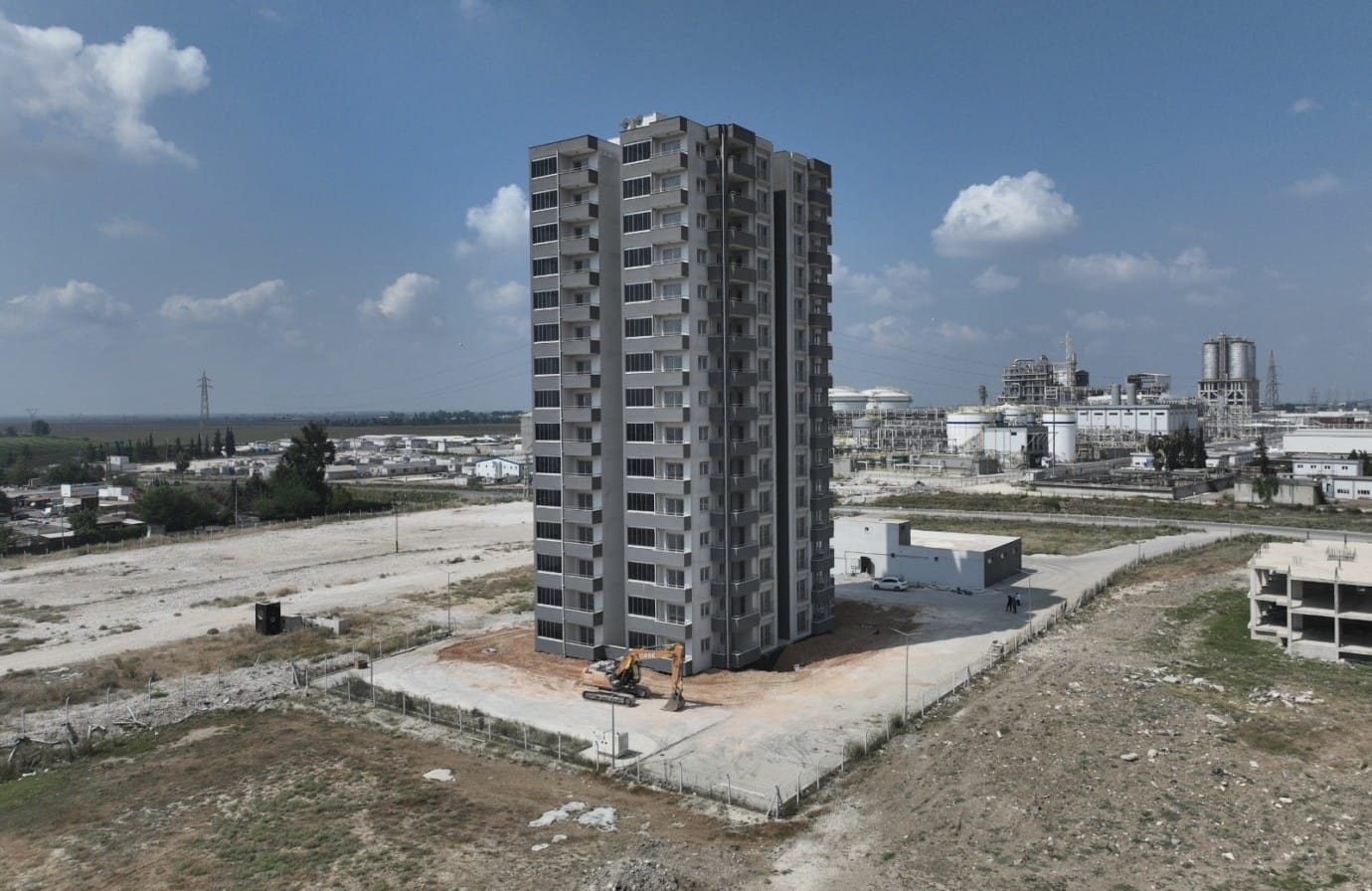 SASA Bitişiğinde İşçi Konutu (!)