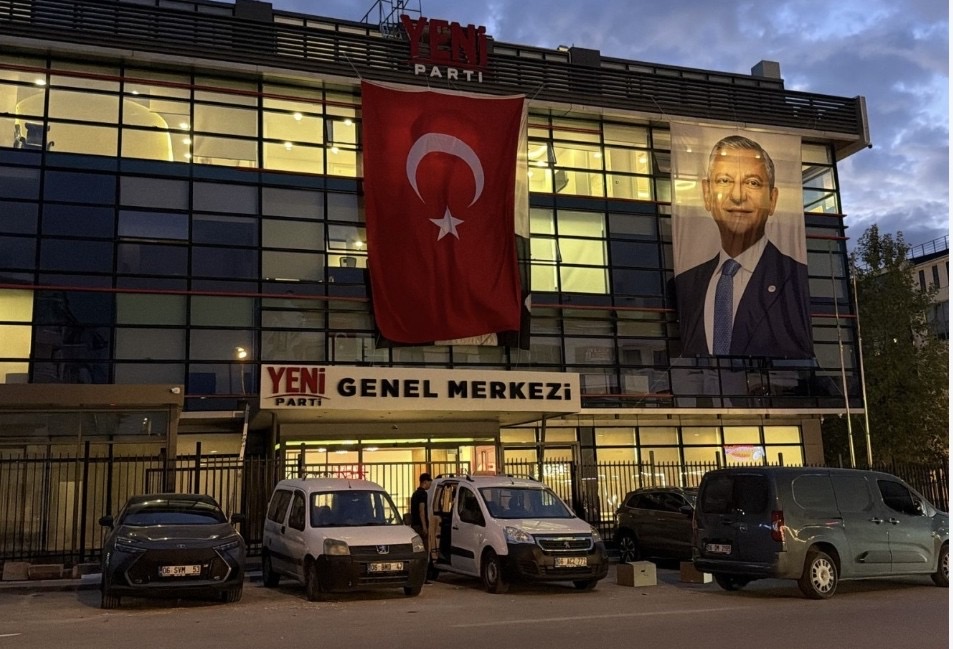 Genel Merkez Şimdilik Atatürk’süz!