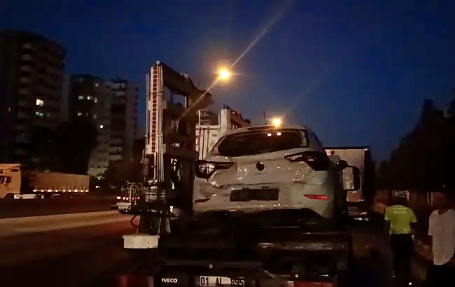 4 Araç Zincirleme Kazaya Karıştı