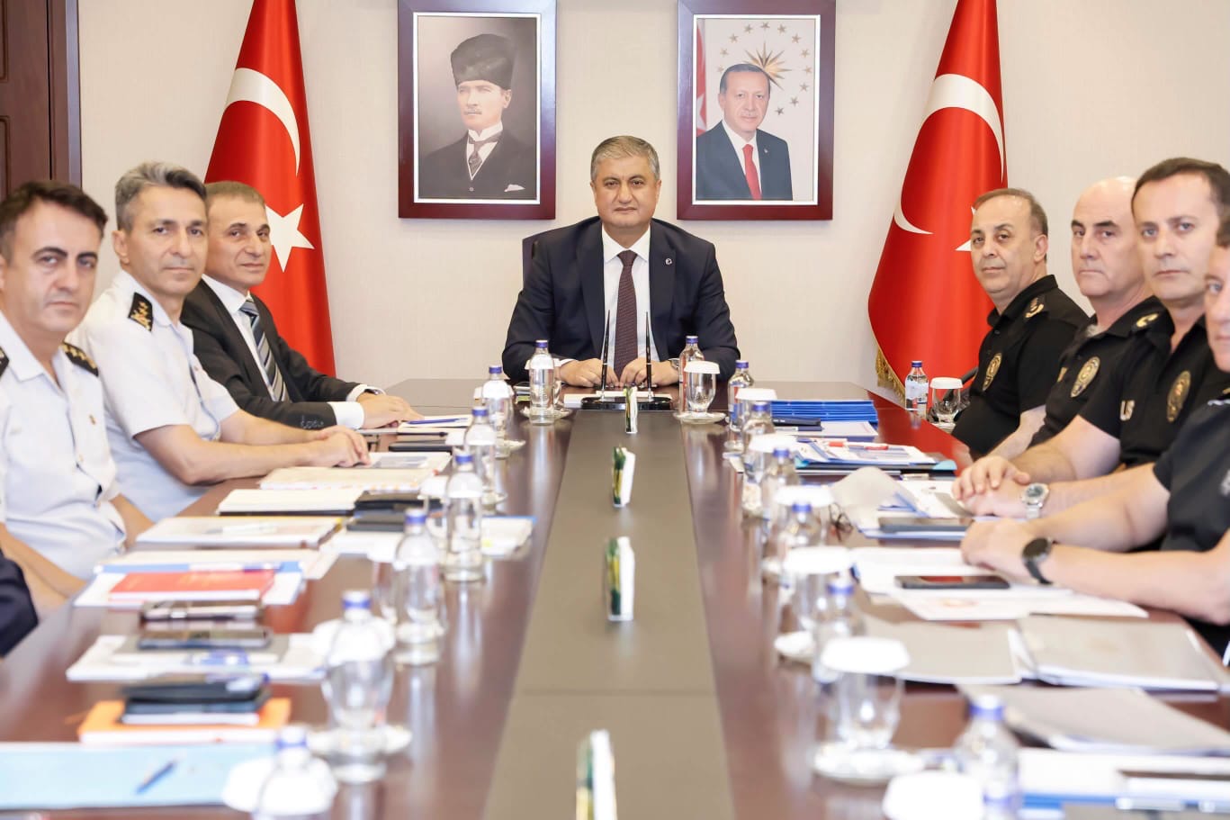 VALİ MUSTAFA YAVUZ’UN BAŞKANLIĞINDA GÜVENLİK GÜÇLERİMİZİN ÇALIŞMALARI DEĞERLENDİRİLDİ