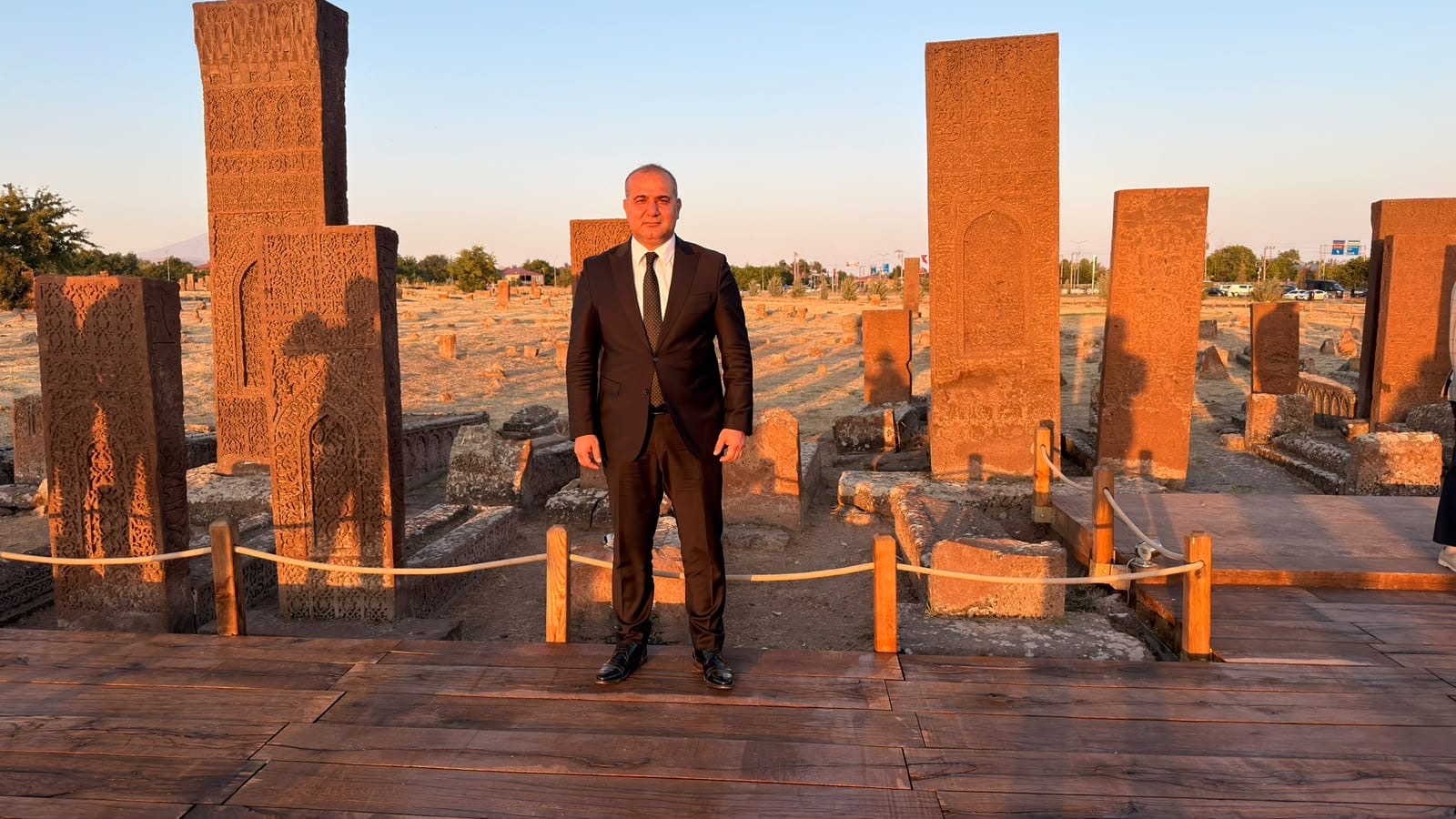 “MALAZGİRT, ANADOLU’YU VATAN KILAN  BÜYÜK İRADENİN MÜHRÜDÜR”