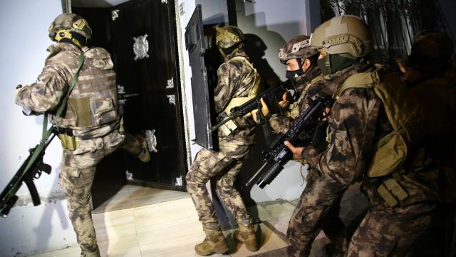 Cumhurbaşkanı’na Suikast Timinde Yer Alan Firari FETÖ Mensubu Burkay Karatepe Yakalandı