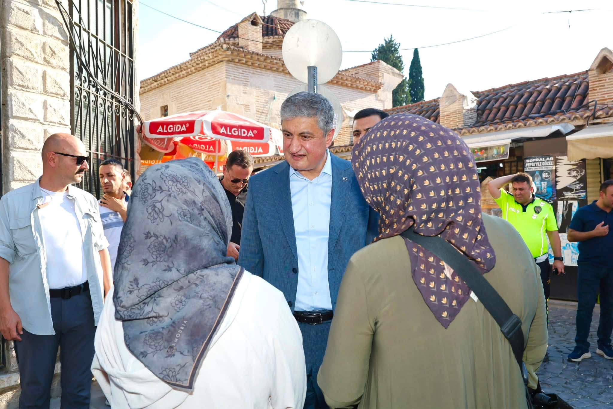 VALİ MUSTAFA YAVUZ SEYHAN’DA ESNAFIMIZI ZİYARET ETTİ