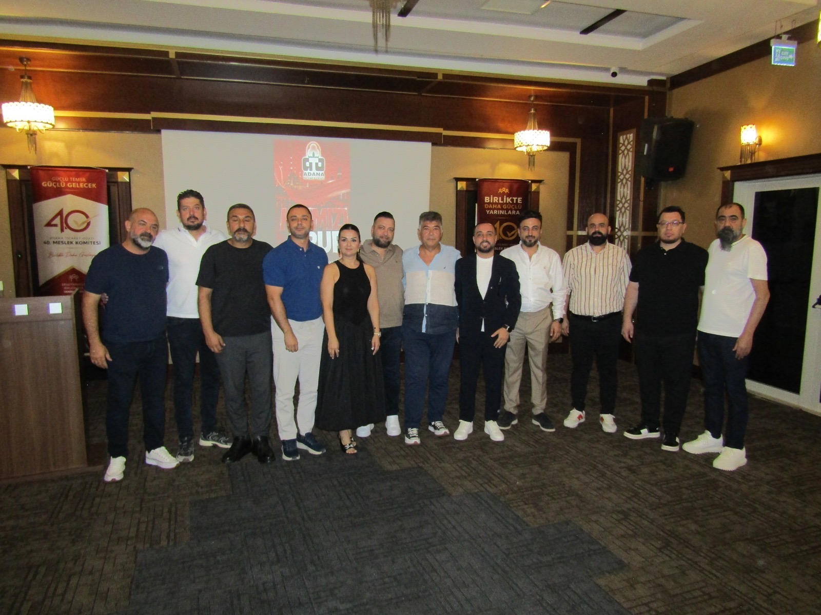 Kırmızı Liste, sigorta acentelerine adaylarını tanıttı
