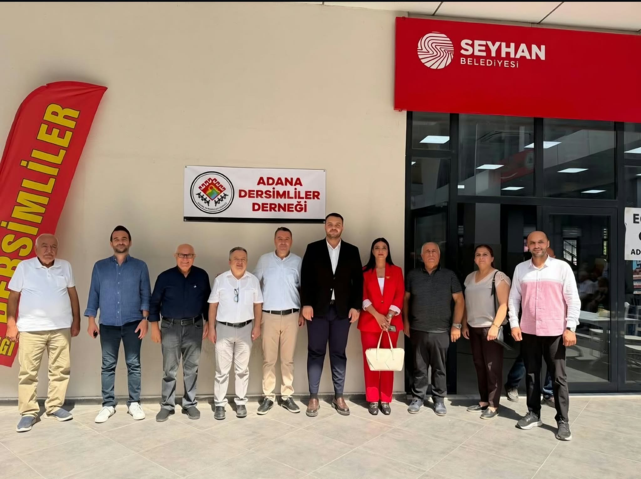 Yeni Parti Seyhan’dan Gençlerin Eğitimine Destek