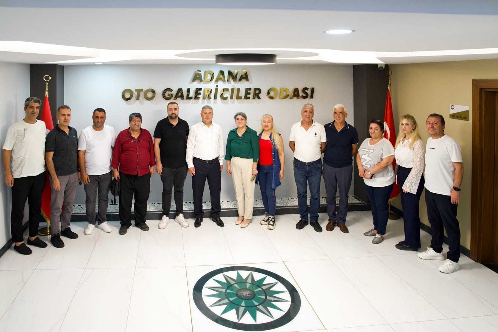 Anahtar Parti Seyhan’dan Oto Galericiler Sitesi’ne Ziyaret