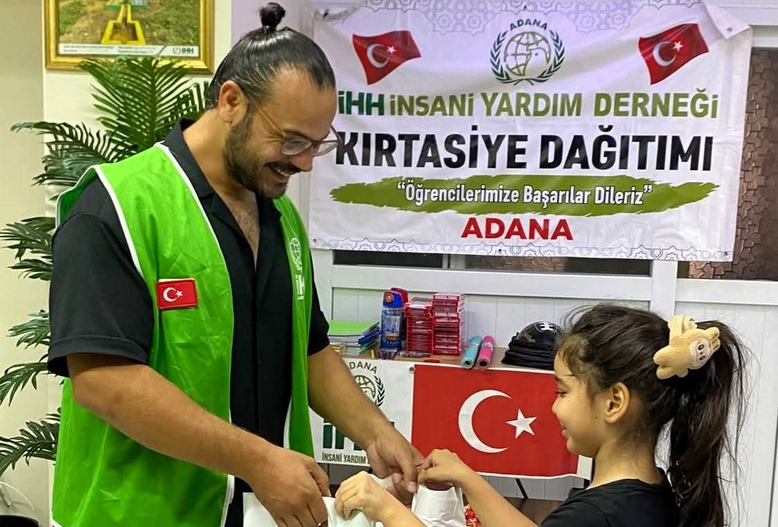 MAHMUT ERASLAN EĞİTİM DÖNEMİNİ DEĞERLENDİRDİ: “GELECEĞİN TÜRKİYE’SİNİ İLİM VE BİLİMLE İNŞA EDECEĞİZ”