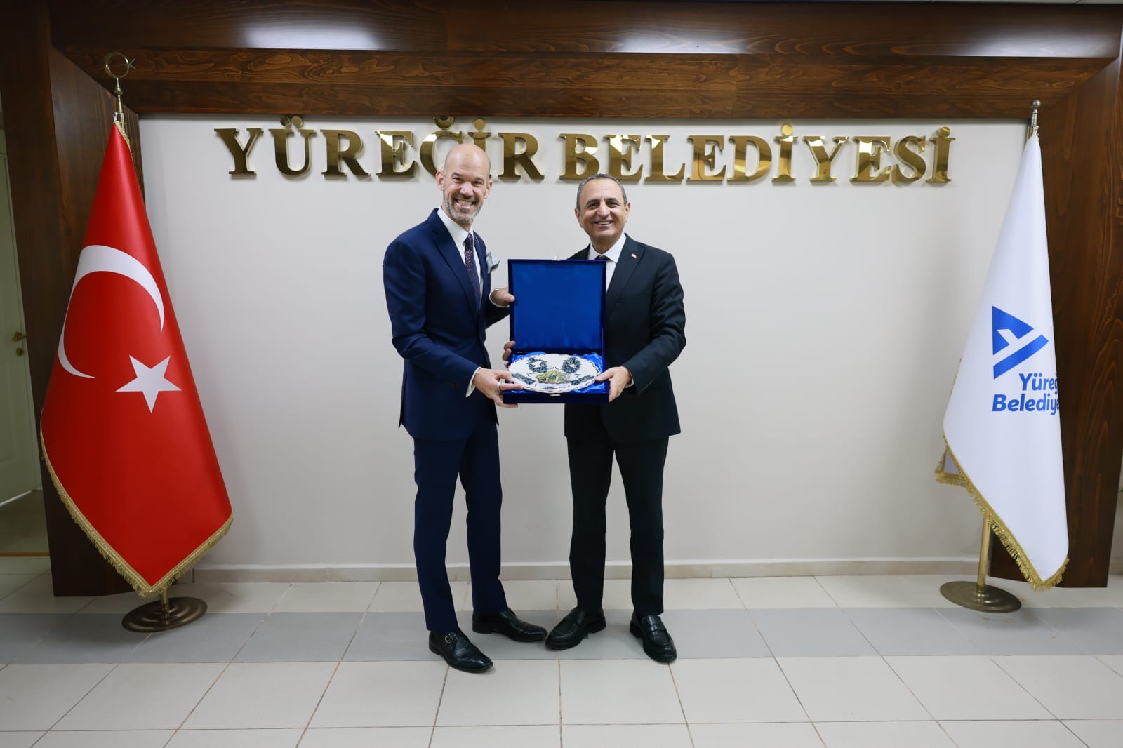 BAŞKAN VEKİLİ TARIK ÖZÜNAL, ABD ADANA KONSOLOSU MEHLER’İ AĞIRLADI